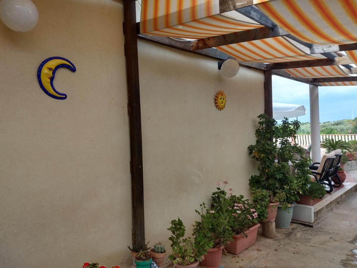 Il gazebo Bed and Breakfast Scoglitti Esterno foto