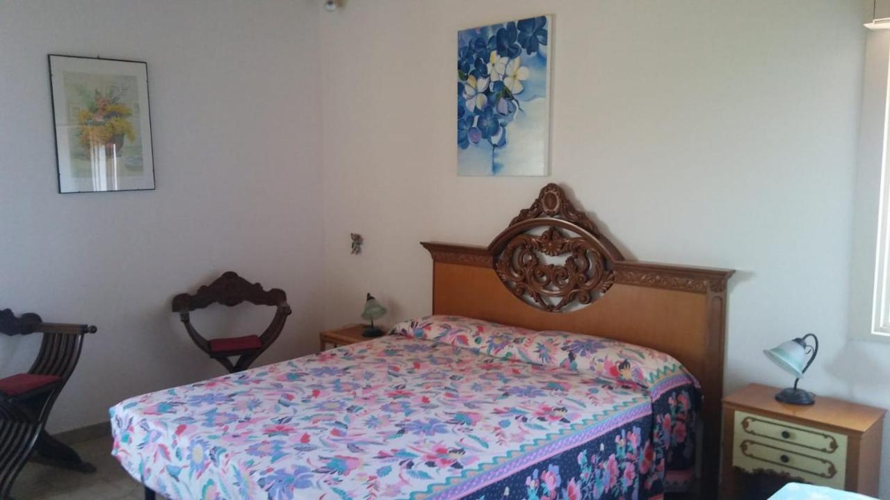 Il gazebo Bed and Breakfast Scoglitti Esterno foto